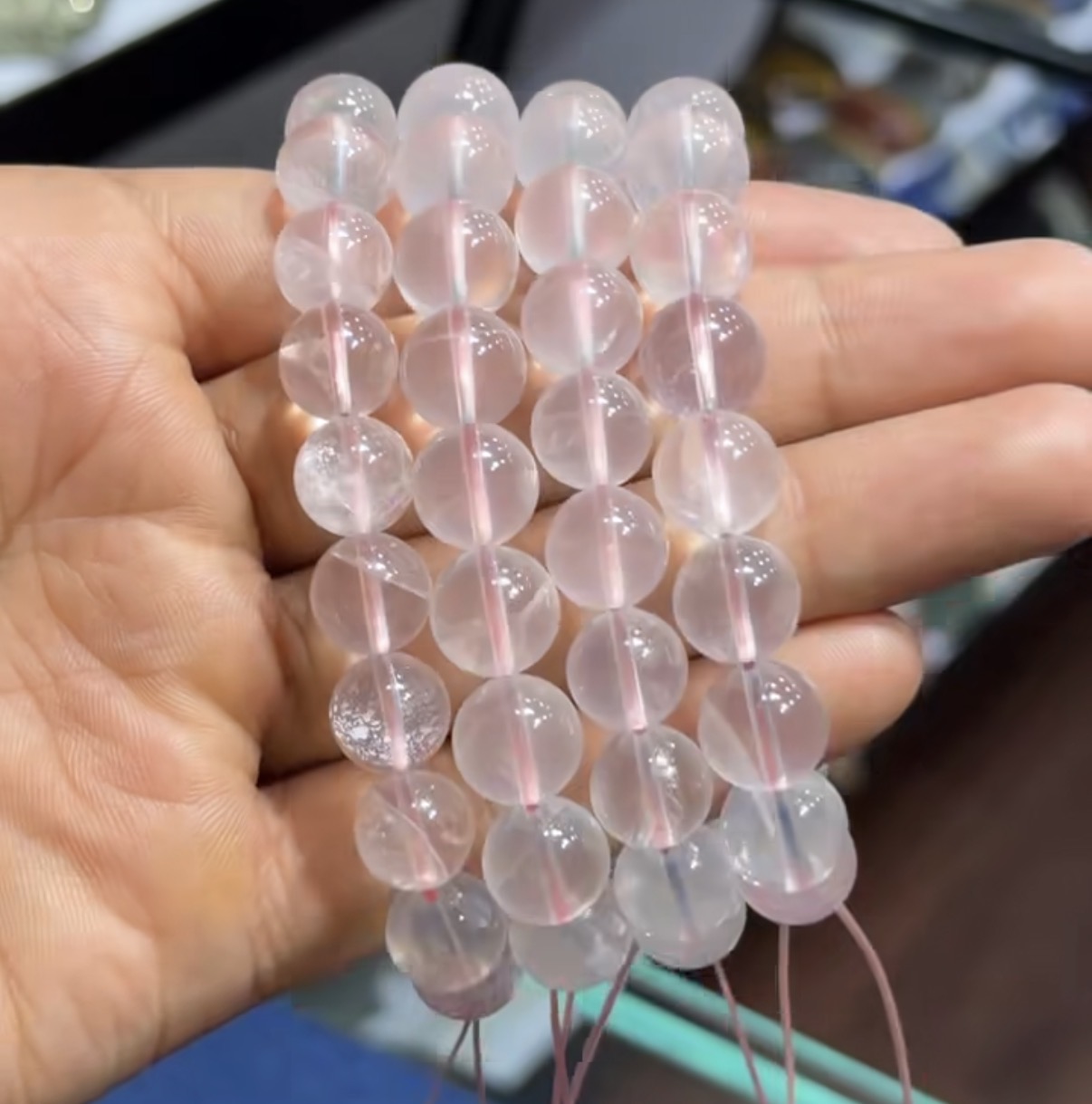 Rose quartz bead bracelet